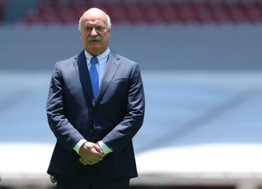 Enrique Bonilla continuará como el director general de la Liga MX