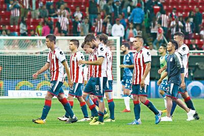Chivas amanece último de la tabla