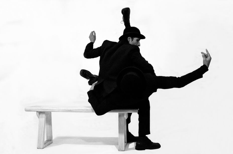 Puesta en escena "Errantes-Viaje a la memoria", conjunta elementos dancísticos y teatrales.
Foto: Ricardo Ramírez Arriola, cortesía