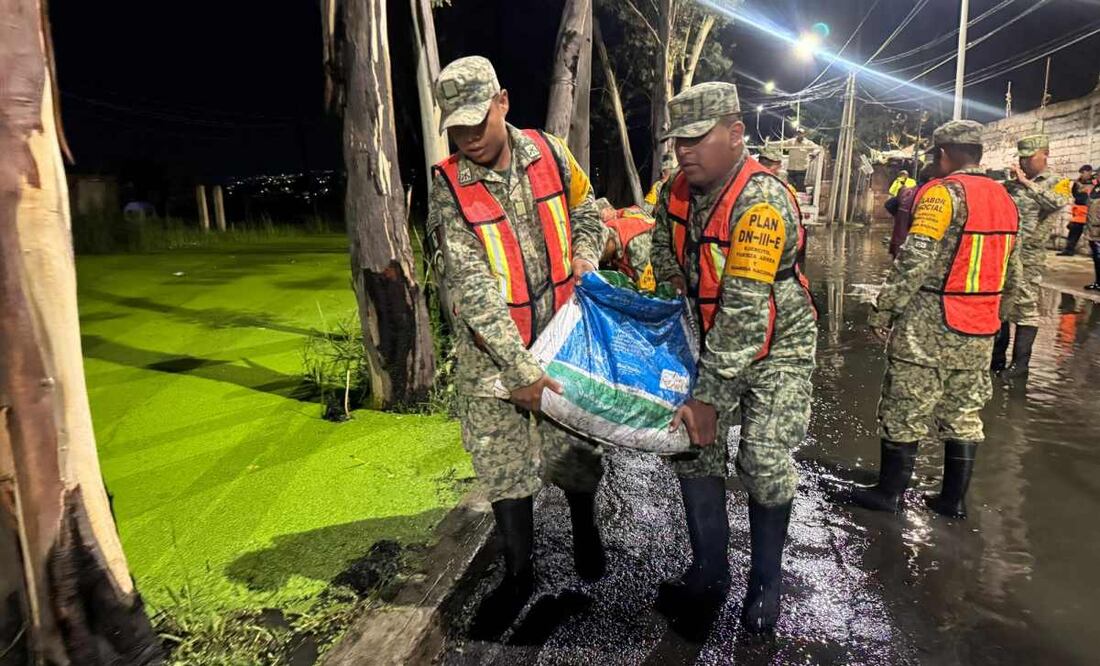 Lluvias provocan desbordamiento de canal en colonia La Conchita, Tláhuac (28/07/2025). Foto: Juan Carlos Williams / EL UNIVERSAL