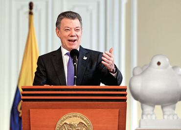 Impulsa Nobel proceso de paz en Colombia