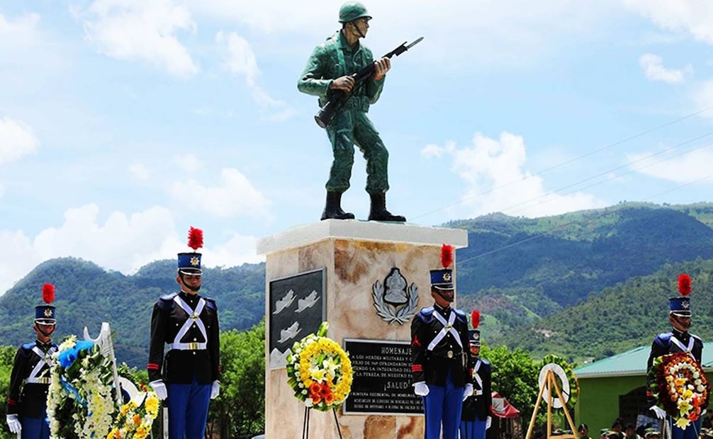 En Honduras se levantó un monumento en honor de los militares y civiles caídos durante la defensa de su nación en esos cuatro días de guerra contra El Salvador. Tomada de Internet.
