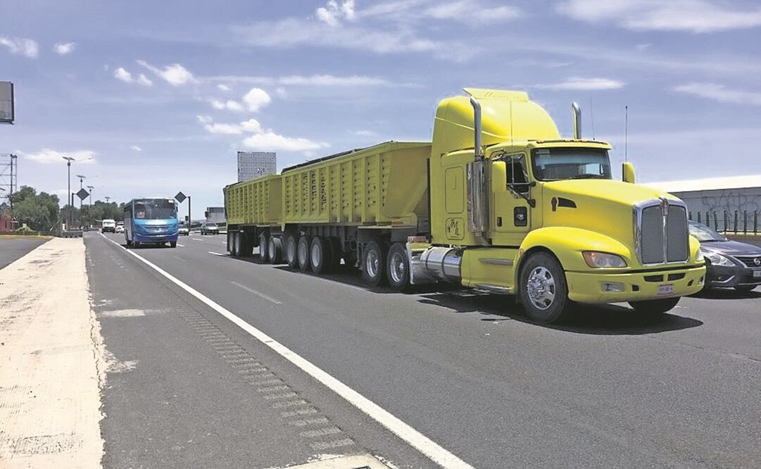 La producción de camiones sigue 12% por debajo del nivel de 2019, antes de la pandemia de Covid-19. Foto: ARCHIVO EL UNIVERSAL