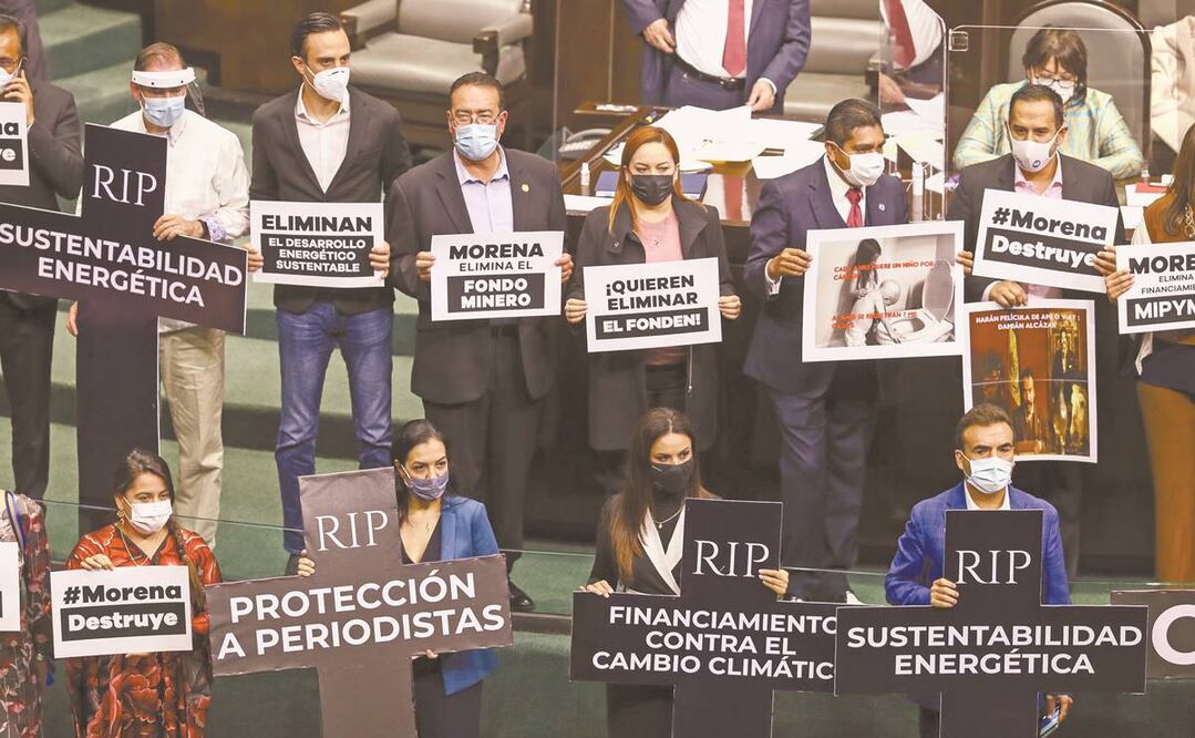 La oposición acusó que eliminar los fondos atenta contra el bienestar de sectores como periodismo, deporte y cinematografía. Fotos: DIEGO SIMÓN. EL UNIVERSAL