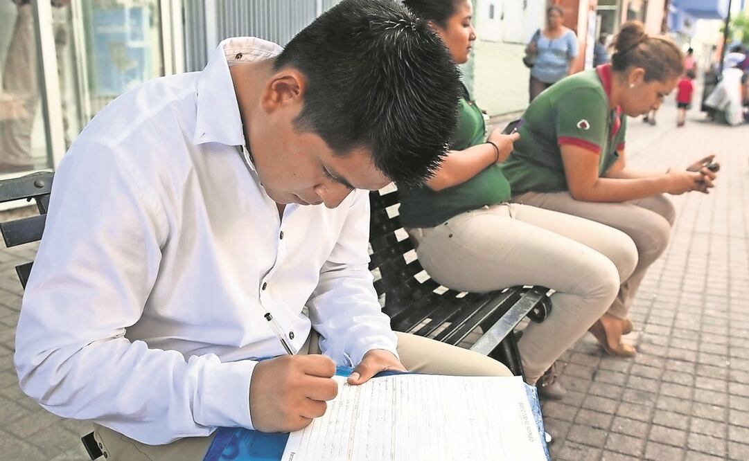 La tasa de informalidad laboral fue menor en las metrópolis, con 45.1%, contra el promedio nacional de 56.3%. Foto: ARCHIVO EL UNIVERSAL