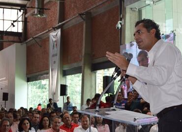 Pide Ochoa Reza a priístas combatir la corrupción