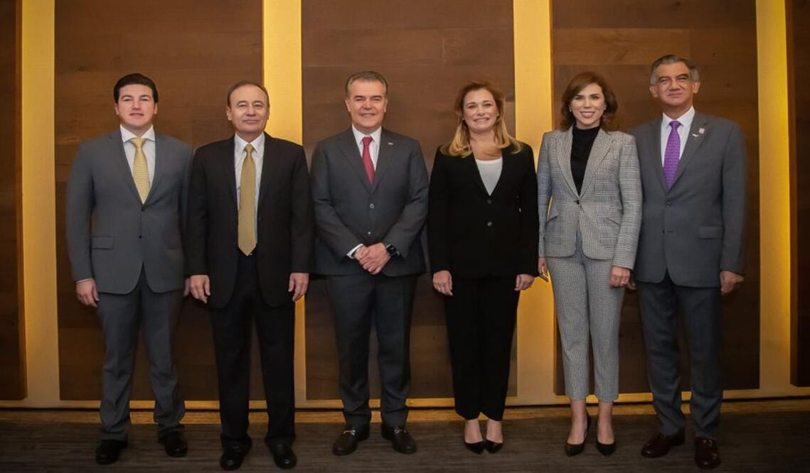 El presidente del Consejo Coordinador
Empresarial, Francisco Cervantes Díaz, reunió a las y los gobernadores de Baja California, Marina del Pilar Ávila; Chihuahua, Maru Campos; Nuevo León, Samuel García; Sonora, Alfonso Durazo; y Tamaulipas, Américo Villarreal.