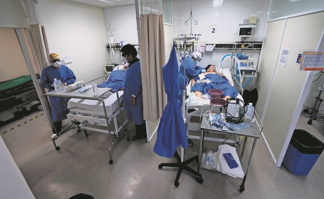 Datos de la AMIS indican que la atención promedio por contagio de Covid-19 en hospitales privados es de 501 mil 245 pesos. Foto: Archivo/EL UNIVERSAL.