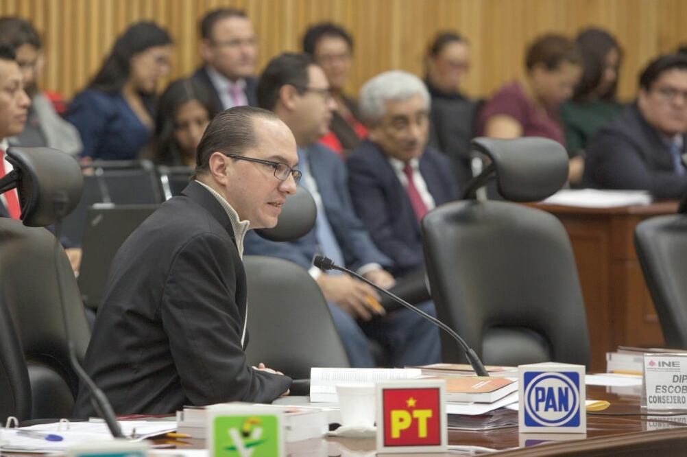 Eduardo Aguilar, delegado del CEN del PAN en el anterior proceso electoral, fue clave para la victoria de Martha Erika Alonso. Foto: ARCHIVO EL UNIVERSAL