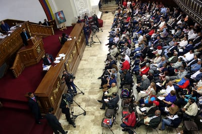 Venezuela perseguirá por decreto a "traidores a la patria"