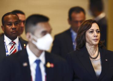 Kamala Harris se reúne con presidente de China: le pide mantener comunicación abierta