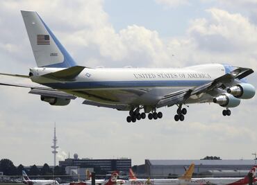 Trump logra "acuerdo informal" con Boeing para un nuevo avión presidencial