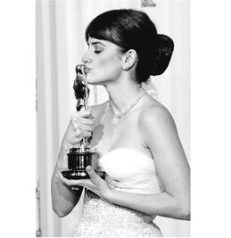 Muestran la lucha de Penélope Cruz en tv