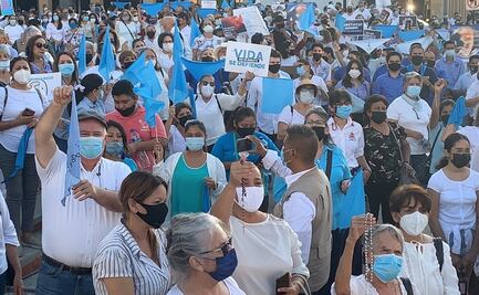 Cientos de personas se manifiestan contra el aborto en Sonora
