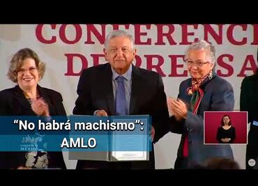AMLO firma acuerdo por la Igualdad entre Mujeres y Hombres