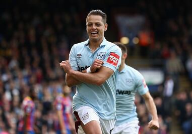 Chicharito niega querer salir del West Ham