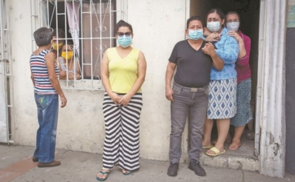 Nueve días en Guayaquil, la tierra del llanto y los ataúdes