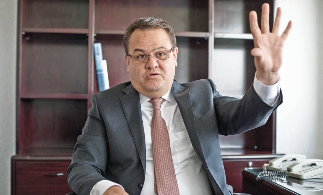 Armando López, secretario de Turismo, enfatiza que la tendencia mundial es la creación de marcas-ciudad, por lo que CDMX no debe desaprovecharse. (GERMÁN ESPINOSA. EL UNIVERSAL)