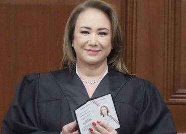 Piden 172 académicos que ministra Yasmín Esquivel ofrezca una disculpa y renuncie