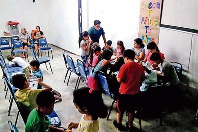 Ordena SAT investigar embargo de mochilas 