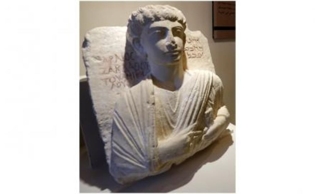 Exponen en Siria antigüedades que habían sido saqueadas