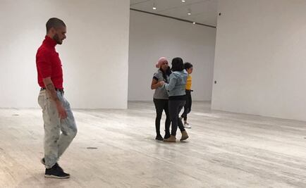 "Retrospectiva" desafía el arte convencional