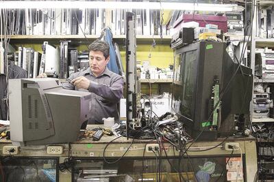 Teles viejas. Basura que es un peligro