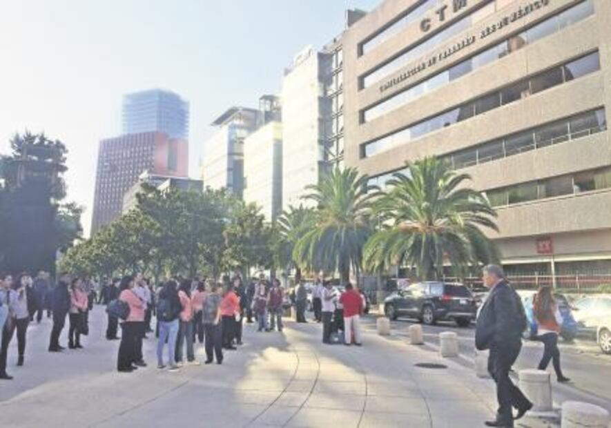 El Foco. Lo que Dios unió, AMLO lo separa descentralizando