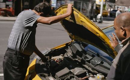 Qué hacer si se calienta el motor de mi auto
