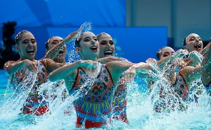 México hace historia en natación artística y consigue boleto para París 2024