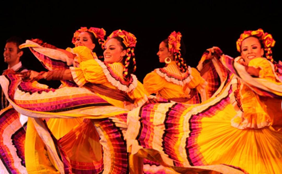 El Ballet Folclórico de la Universidad de Guadalajara se presentará cada domingo en el Teatro Degollado del 26 de julio al 11 de octubre. (FOTO: Ballet Folclórico de la Universidad de Guadalajara)