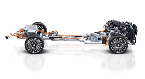 Mercedes Benz unirá por primera vez un motor híbrido-diésel