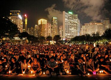 Hong Kong: Miles recuerdan a víctimas de Tiananmen