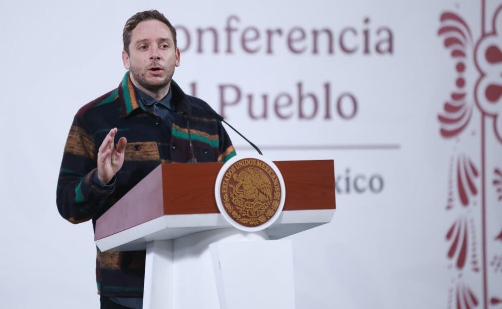 Eduardo Clark, subsecretario de Integración y Desarrollo del sector Salud, exhibió a las empresas proveedoras de medicamentos e insumos, nacionales y extranjeras, a las que se les dieron contratos y han incumplido incluso hasta en el 100%. Foto: Fernanda Rojas / EL UNIVERSAL
