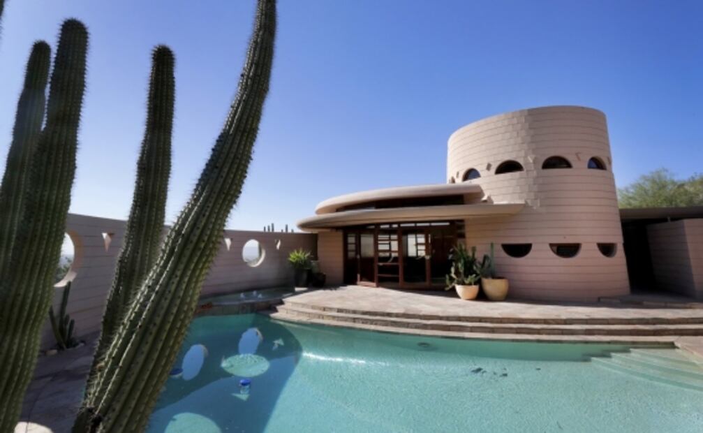 La última casa que diseñó Frank Lloyd Wright, subastada en 1.7 millones de dólares
