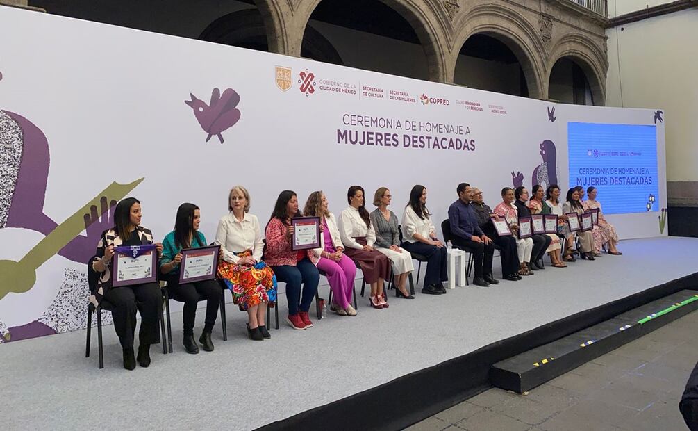 Gobierno de la CDMX rinde homenaje a mujeres destacadas en defensa de los derechos feministas. Foto: Alberto Acosta