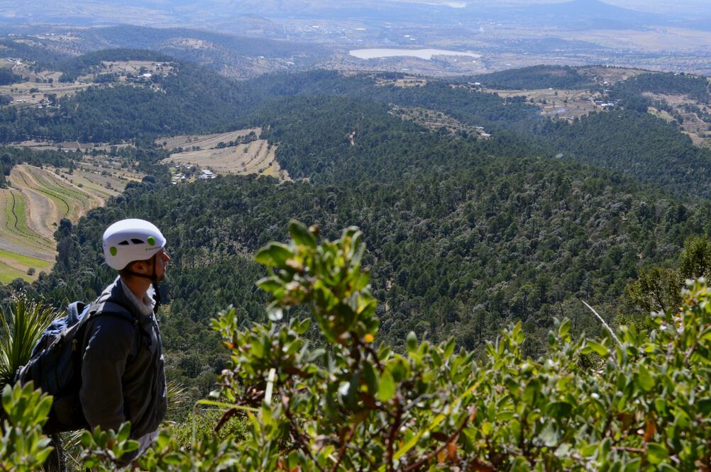 Te espera una caminata por caminos sinuosos, tirolesas y una comida en una hacienda pulquera. (Foto: Sectur Tlaxcala)
