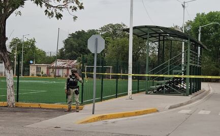 Hallan dos cuerpos con huellas de tortura y disparos en gradas de campo de futbol en Tepuche, Sinaloa; buscan identificarlos  