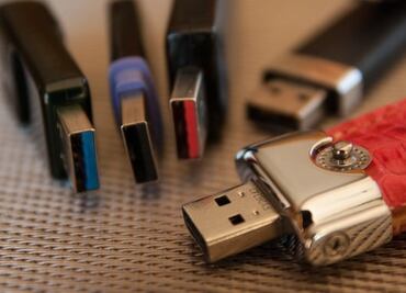 ¿Cómo saber si un USB fue manipulado por hackers?