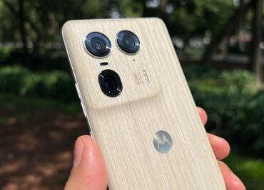 Motorola Edge 50 Ultra: un gama alta con diseño atractivo