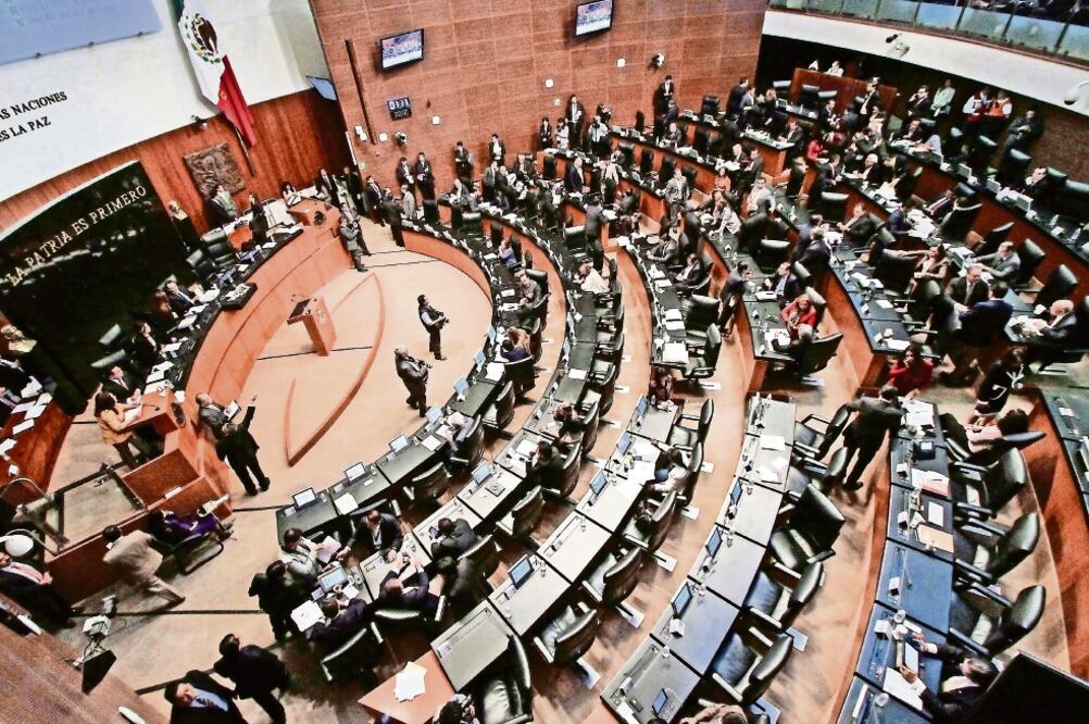 EL UNIVERSAL publicó ayer que una veintena de compañías relacionadas con congresistas y con sus familiares han recibido más de mil millones de pesos del gobierno federal de 2012 a la fecha. (ARCHIVO EL UNIVERSAL)