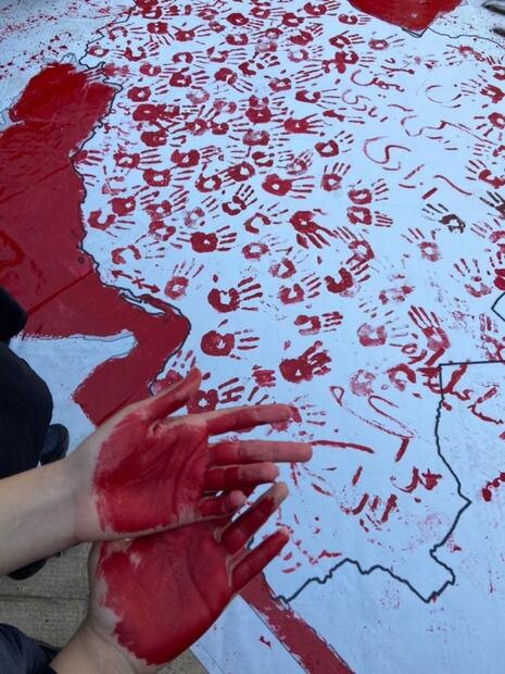 Iraníes vuelven a salir a las calles para exigir libertad; Biden ofrece apoyo