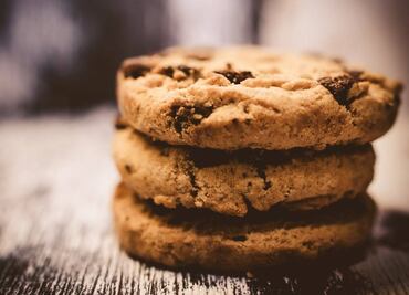 Prepara las clásicas galletas con chispas de chocolate
