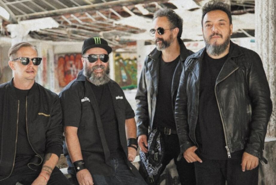 Alexander Acha obedece a Lolita, tras regañiza