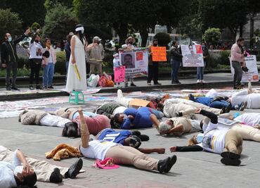 Familiares de presos se manifiestan por séptima vez en palacio de justicia de Edomex
