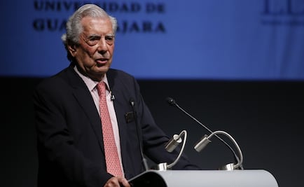 Mario Vargas Llosa inaugura feria del libro en Lima