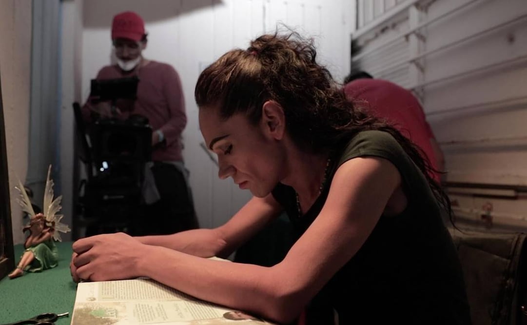 Escena de la serie "Libre de reír".