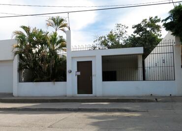 AMLO rifa casa de "El Chapo" con ‘narcotúnel’ clausurado