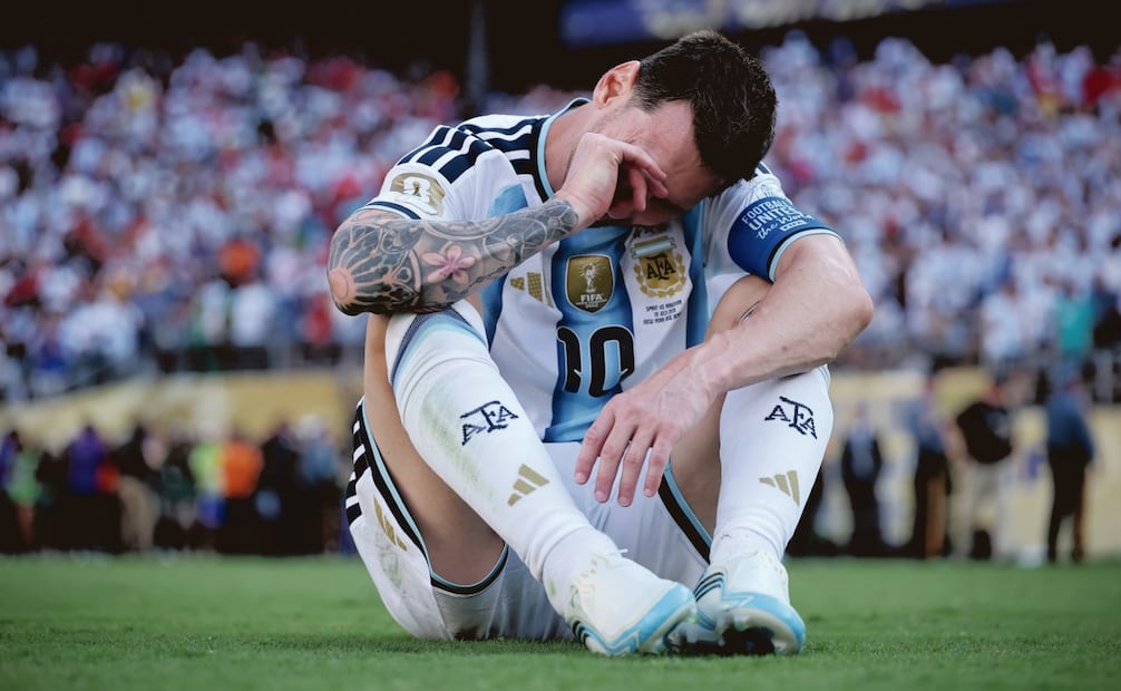 El llanto de Lionel Messi, luego de la derrota, de lo más doloroso. Foto: HÉCTOR VIVAS/GETTY IMAGES