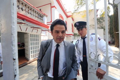 Zoé Robledo pide licencia como diputado para ir a Segob